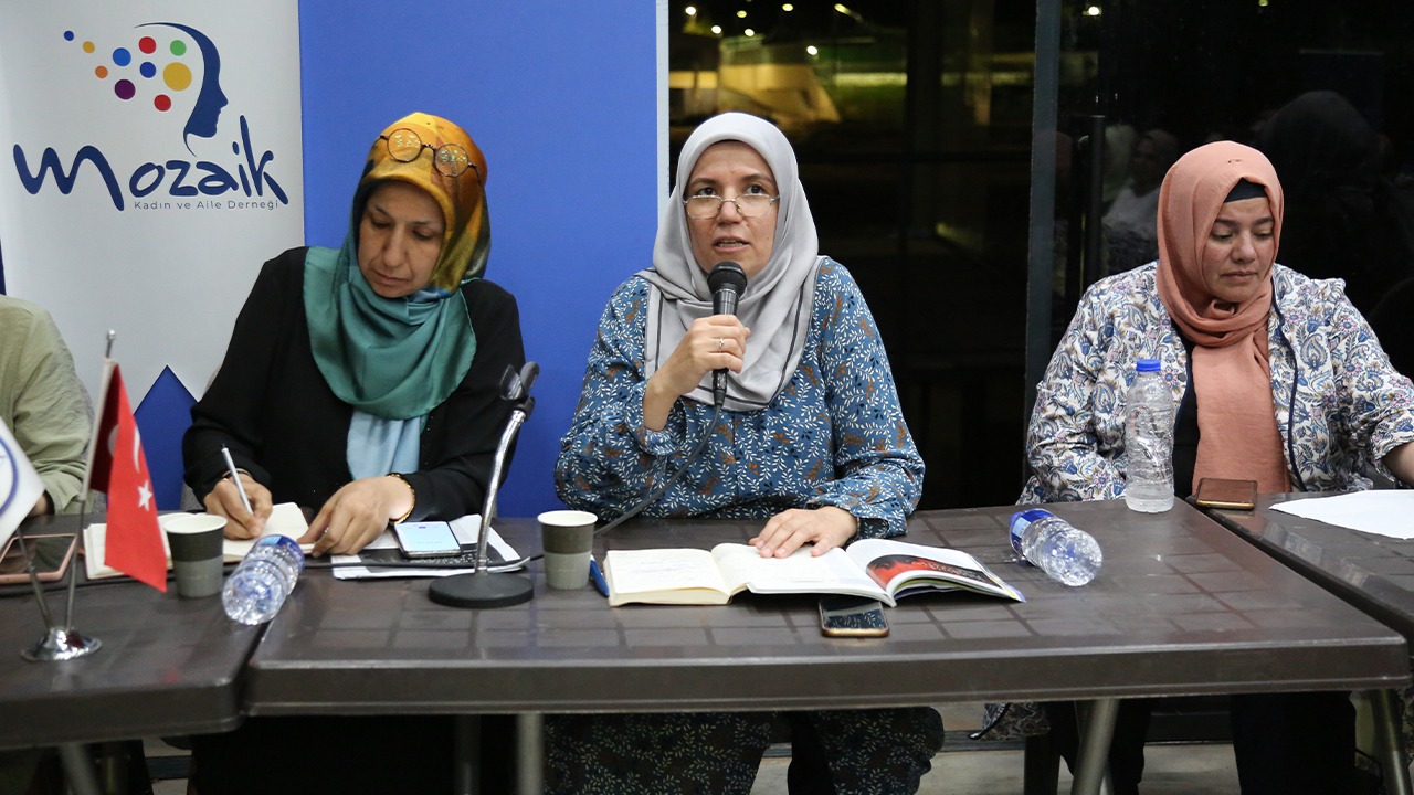 Yeni Nesil Dindarlıklar Enerji Arayışları - Kadın Kampı